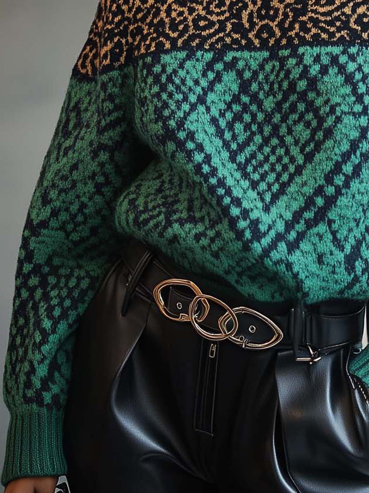 Turtleneck Cyan Sweater With Retro Pattern