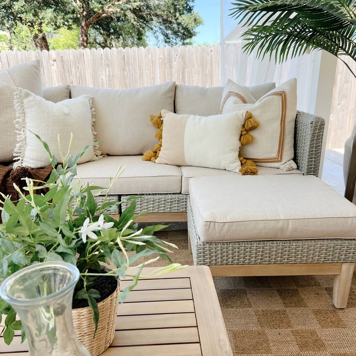 MAISON ARTS 5-Piece Outdoor Rattan & Acacia Wood Sectional Sofa Set, Patio Wicker Conversation Set with Coffee Table