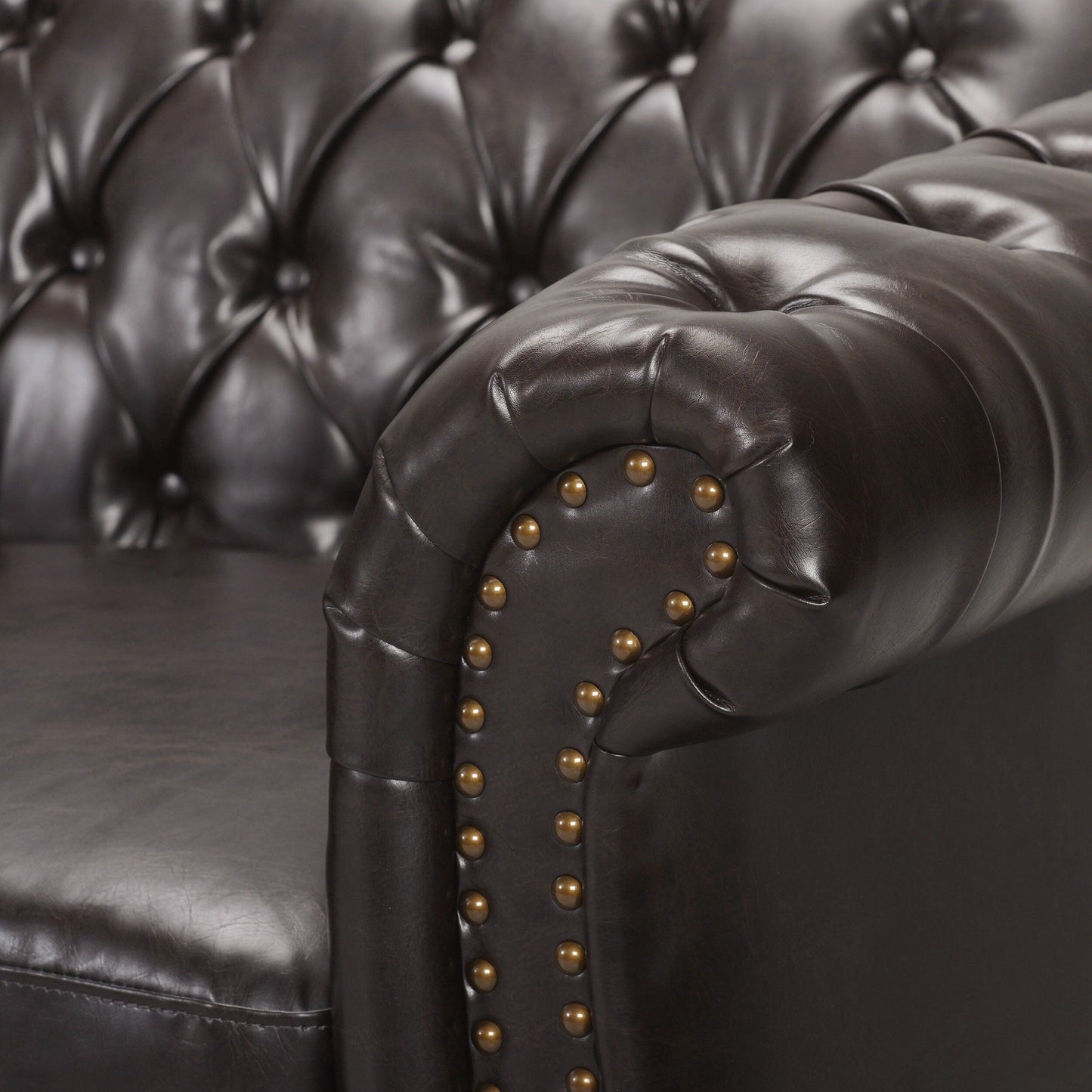 Chesterfield Button Tufted 3-seater Sofa with Nailheads