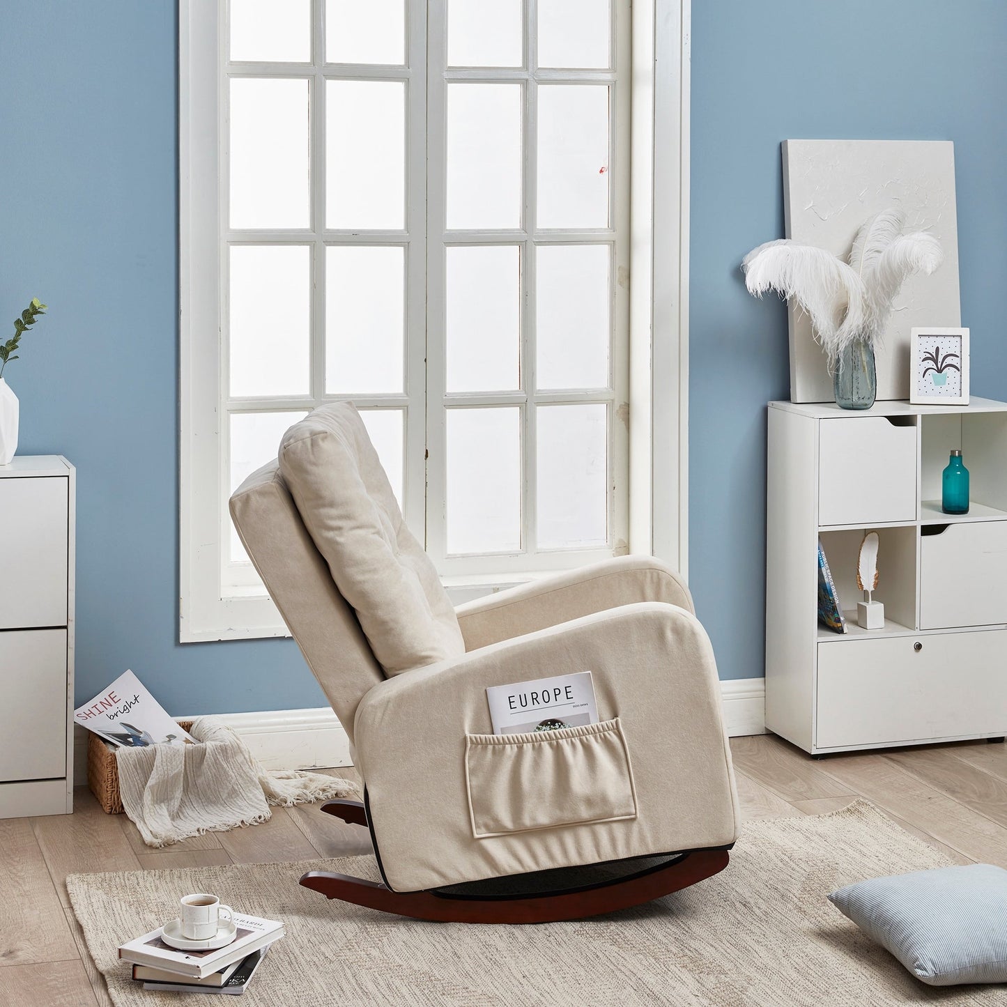 High-Back Adjustable Reclining Sofa Chair with Solid Wood Legs, Side Storage Pockets, and Enhanced Comfort for Balcony
