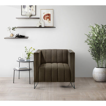 Clayfell Kurtis Square Arm Living Set