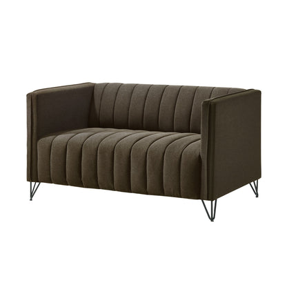 Clayfell Kurtis Square Arm Living Set