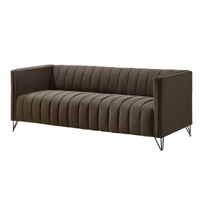 Clayfell Kurtis Square Arm Living Set