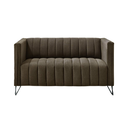 Clayfell Kurtis Square Arm Living Set