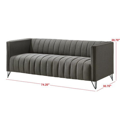 Clayfell Kurtis Square Arm Living Set