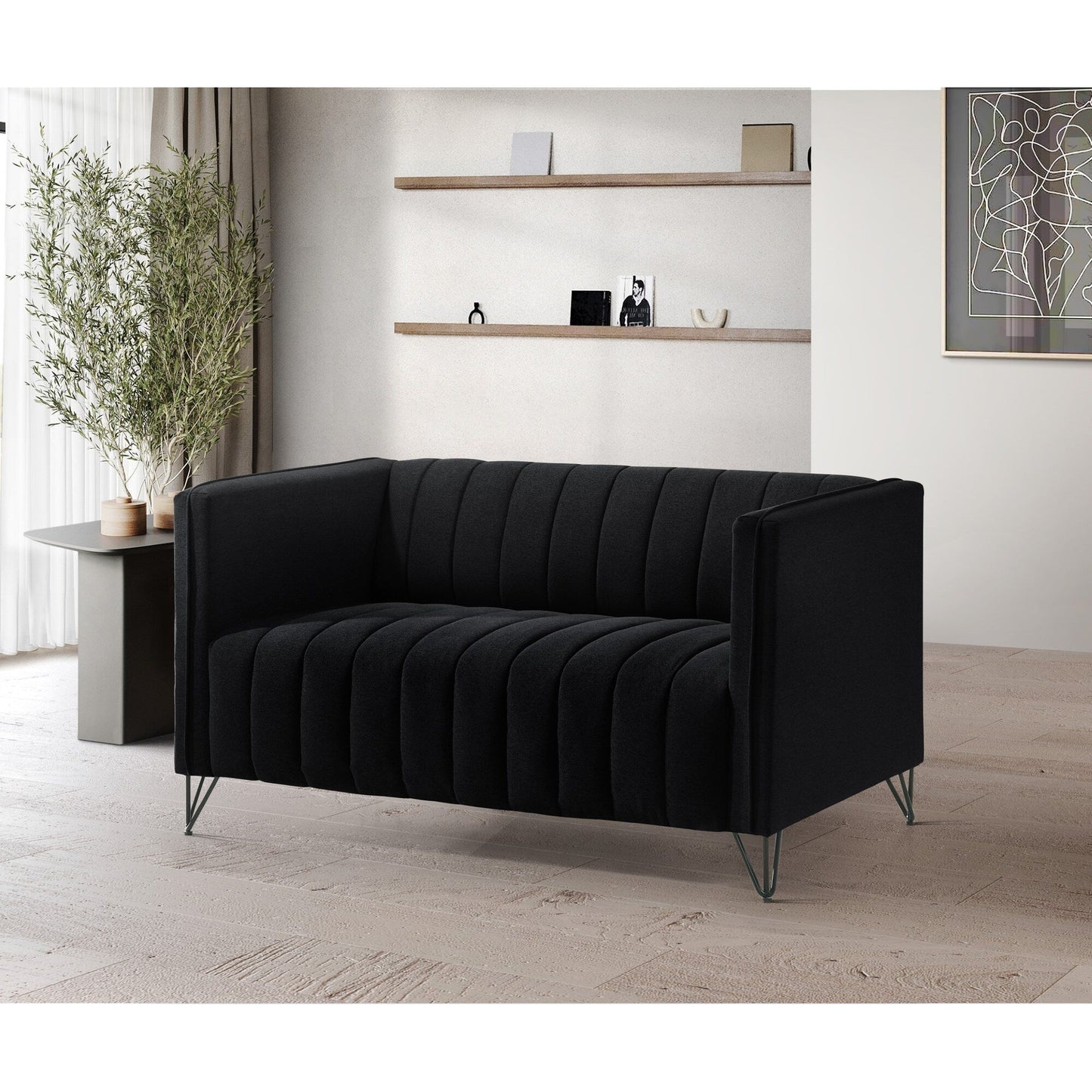 Clayfell Kurtis Square Arm Living Set