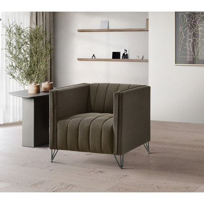 Clayfell Kurtis Square Arm Living Set