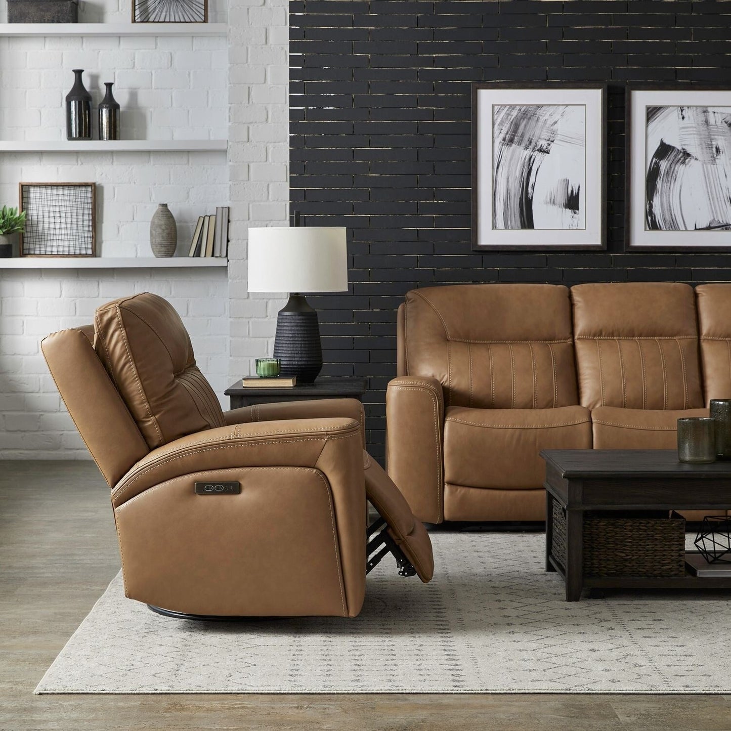 Liberty Furniture Bennett Power Leather Recliner with Charging Port