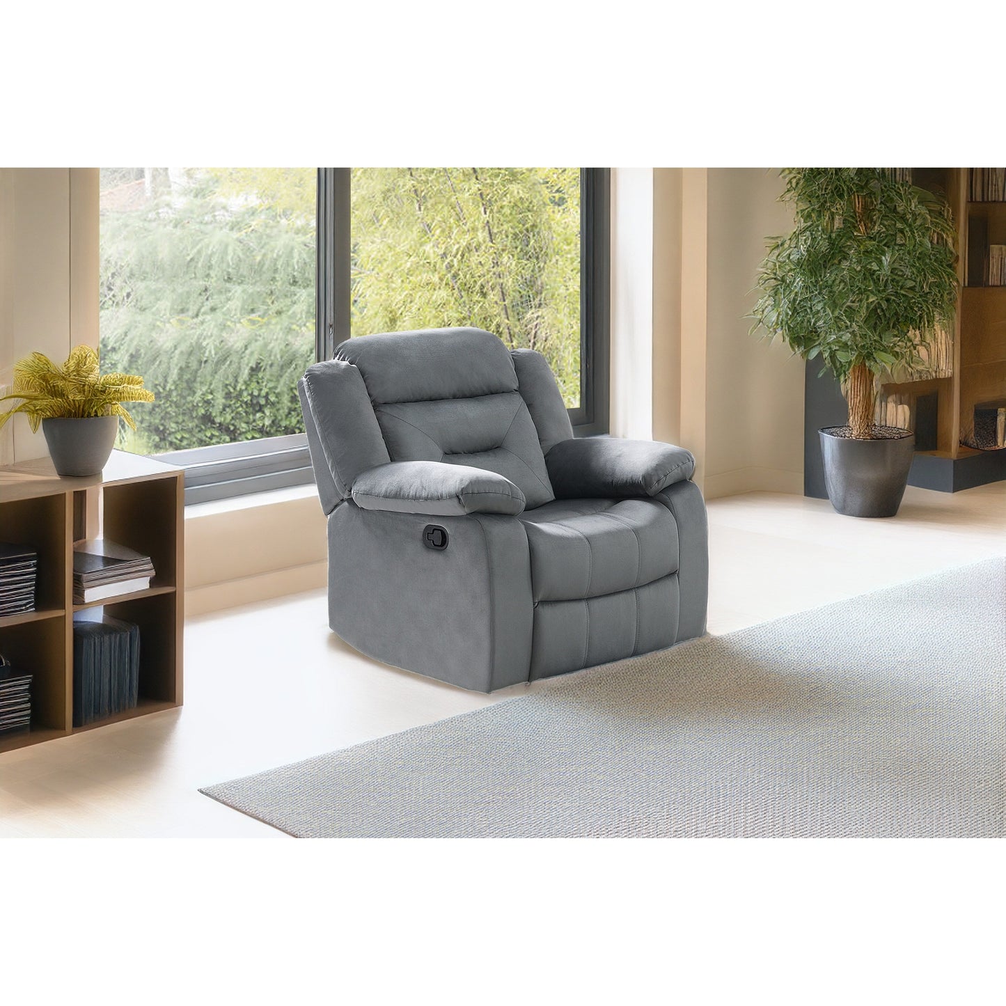 Luxurious Single Recliner for Ultimate Comfort and Relaxation