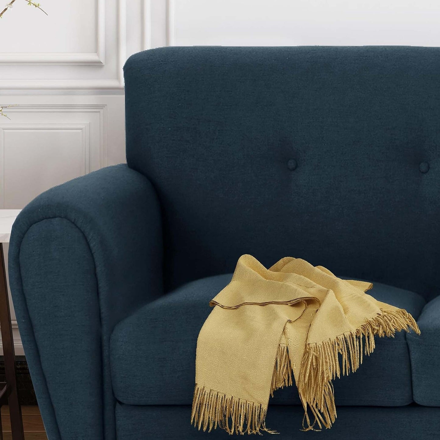 Modern 78.5 3-seater Sofa with Wood Legs and Plywood wooden frame for Living Room
