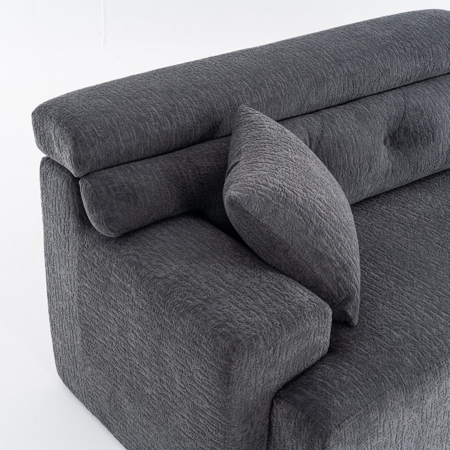 Modern Wood Grain Chenille 4-Seater Modular Sectional Sofa with 2 Pillows for Living Room Apartment
