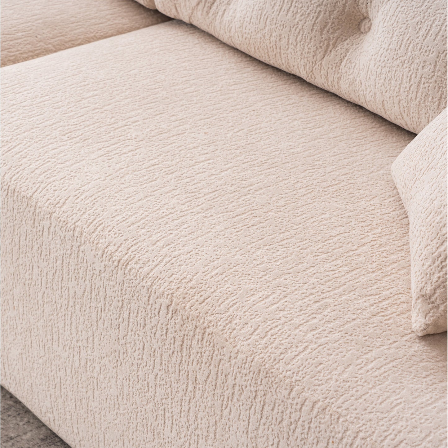 Modern Wood Grain Chenille 4-Seater Modular Sectional Sofa with 2 Pillows for Living Room Apartment