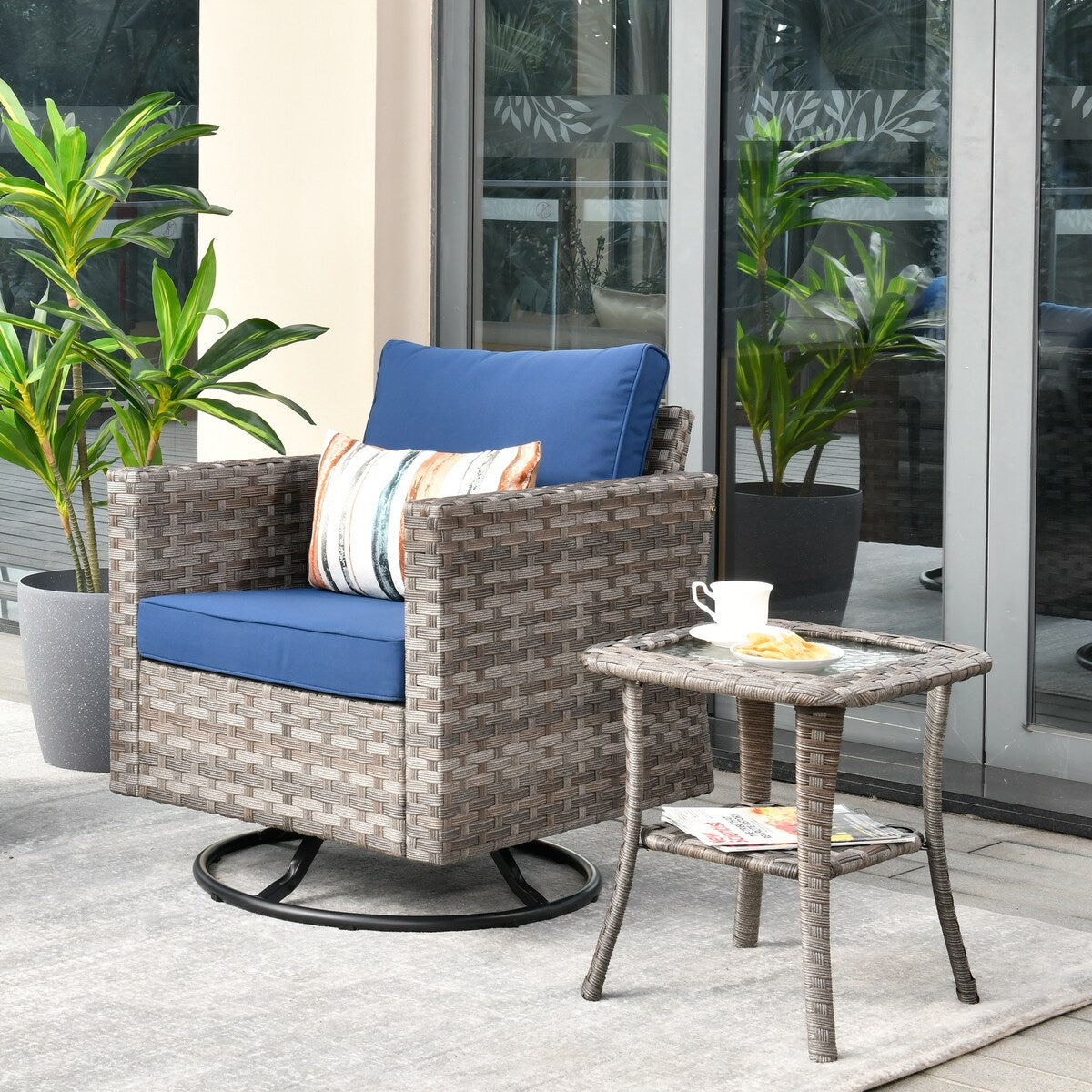 OVIOS 2-piece Swivel Rocking Wicker Chair Side Table Conversation Set