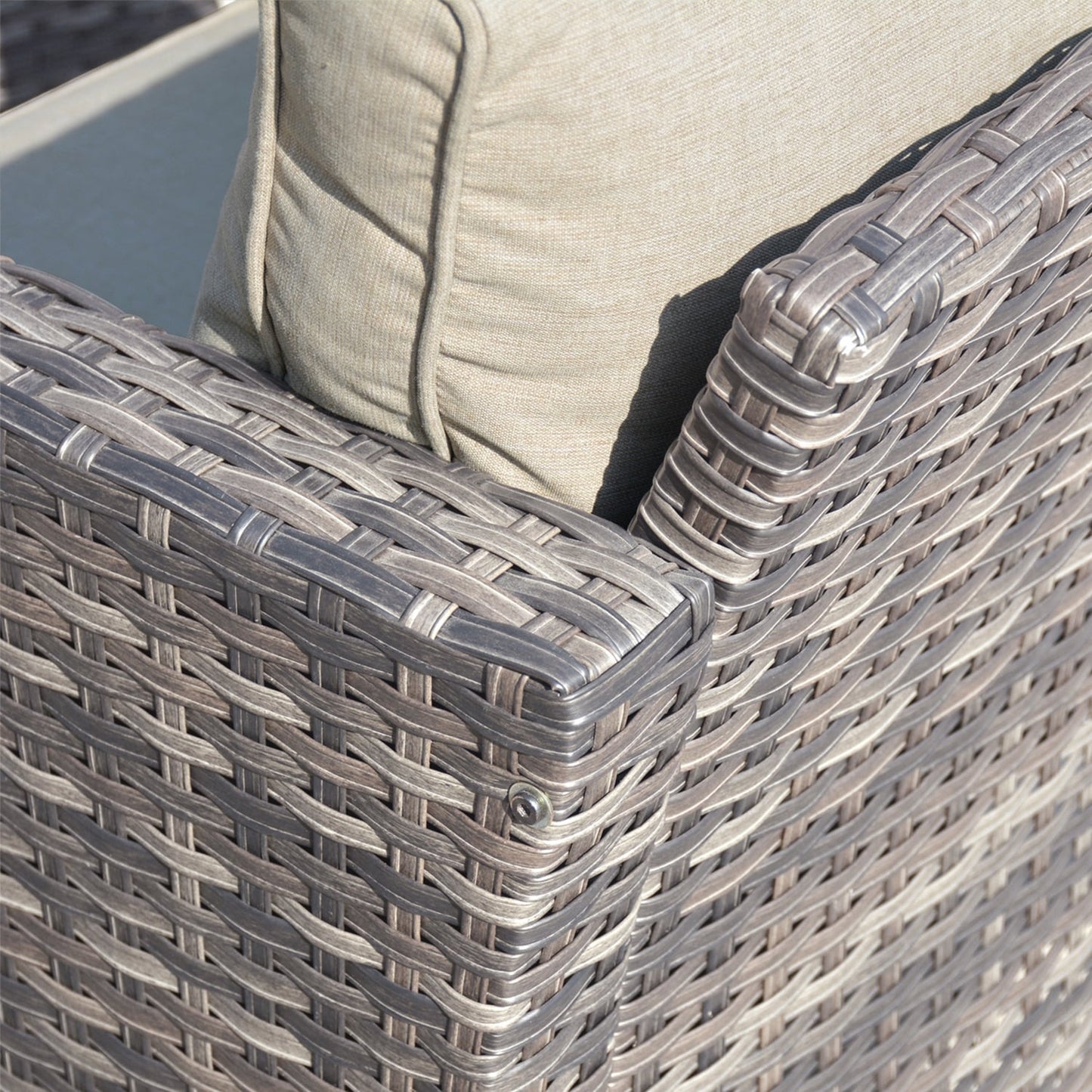 OVIOS 7-piece Patio Outdoor Wicker Conversation Set