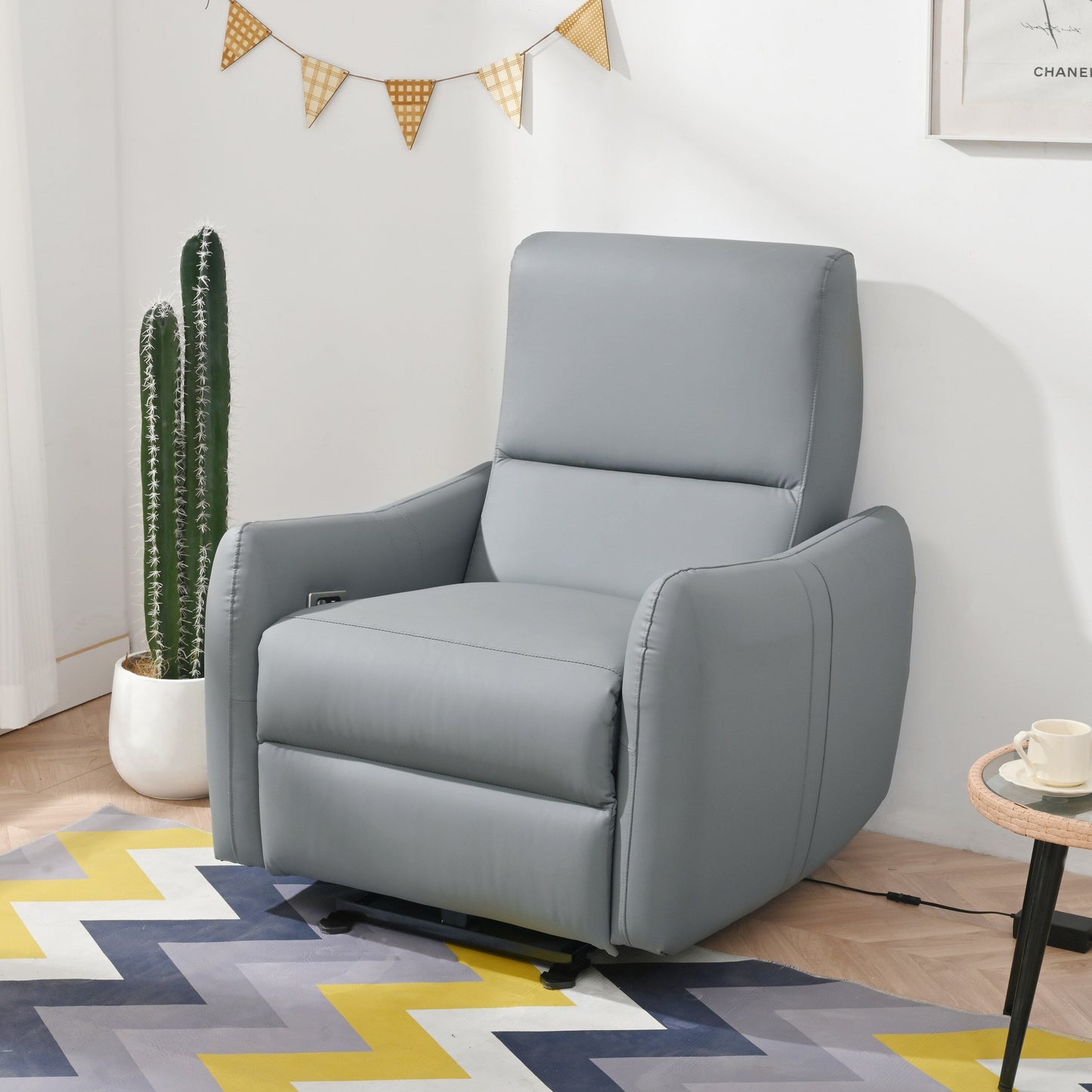 PU Leather Wall?Hugger Power Recliner Chair with USB?C & 330?lbs Capacity
