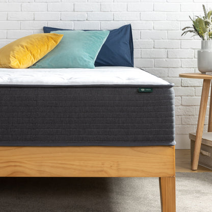 Priage by ZINUS 10 Inch Comfort Essential Pocket Spring Hybrid Mattress