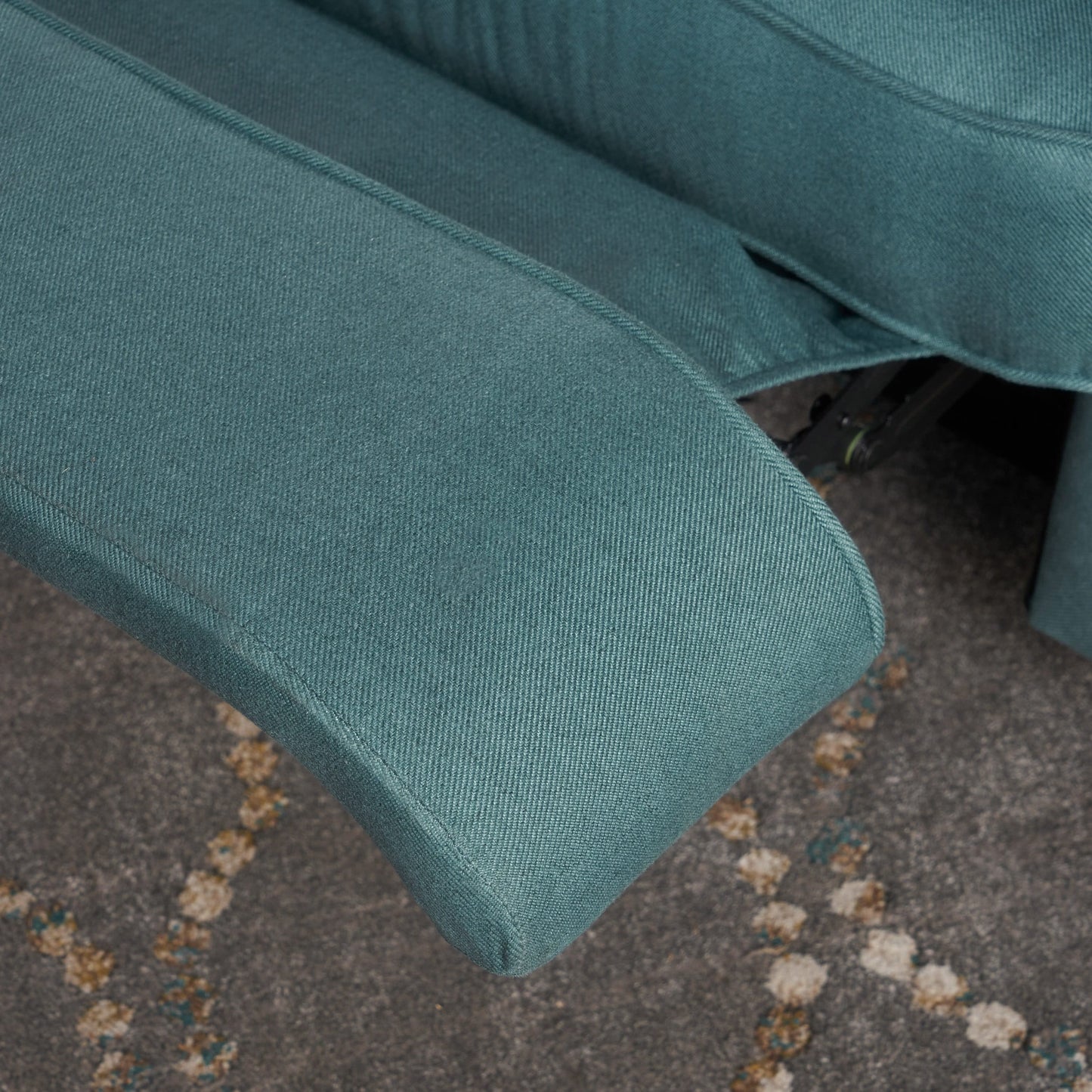 Roomfitters Electric Recliner with Copper Accents and Soft Upholstery, Comfortable Lounge Chair for Living Room, Teal