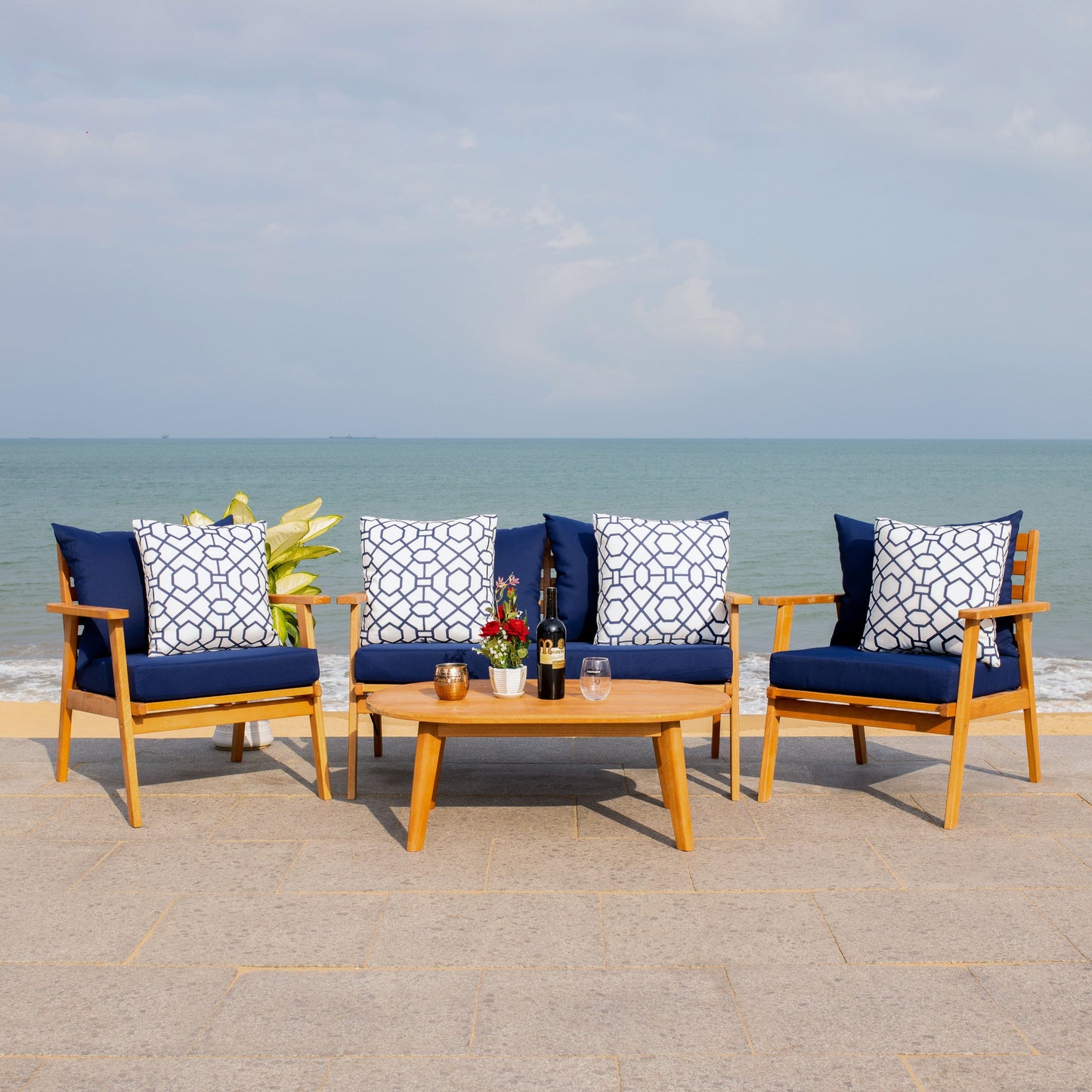 SAFAVIEH Outdoor Lupe 4-Piece Conversation Patio Set - 49W x 31D x 30H