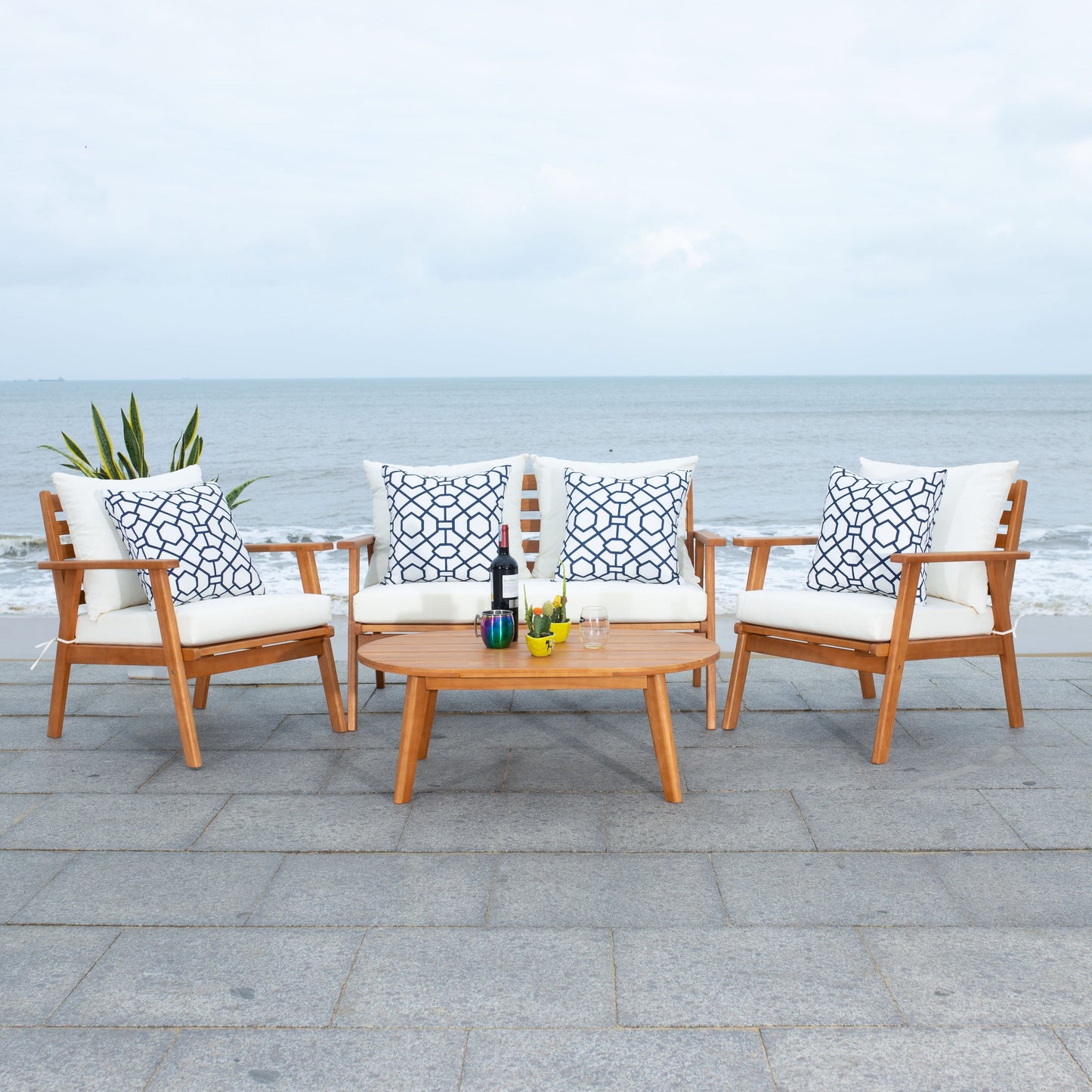 SAFAVIEH Outdoor Lupe 4-Piece Conversation Patio Set - 49W x 31D x 30H