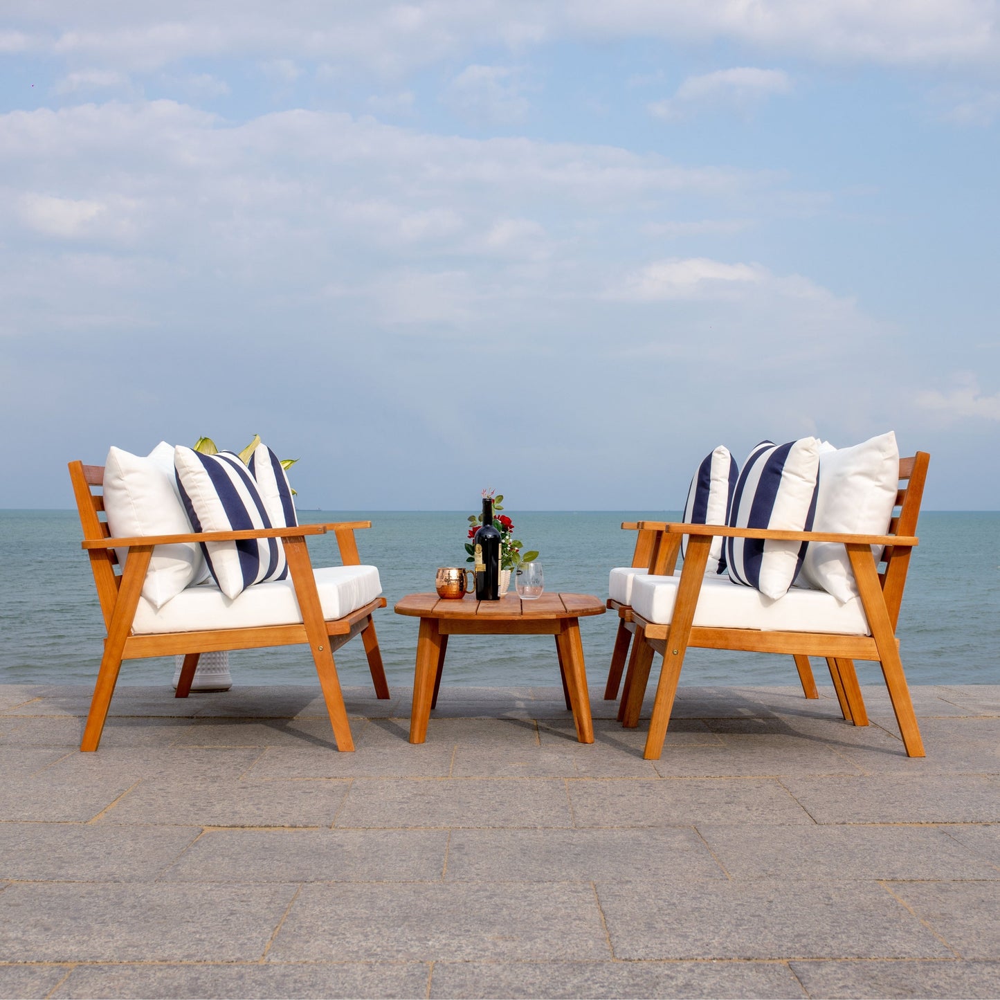 SAFAVIEH Outdoor Lupe 4-Piece Conversation Patio Set - 49W x 31D x 30H