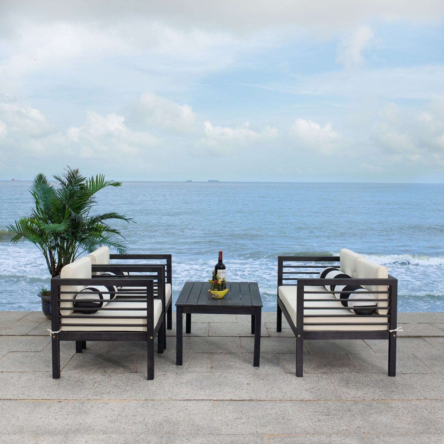 SAFAVIEH Outdoor Yoselin 4-Piece Set with Accent Pillow - 51W x 26D x 26H