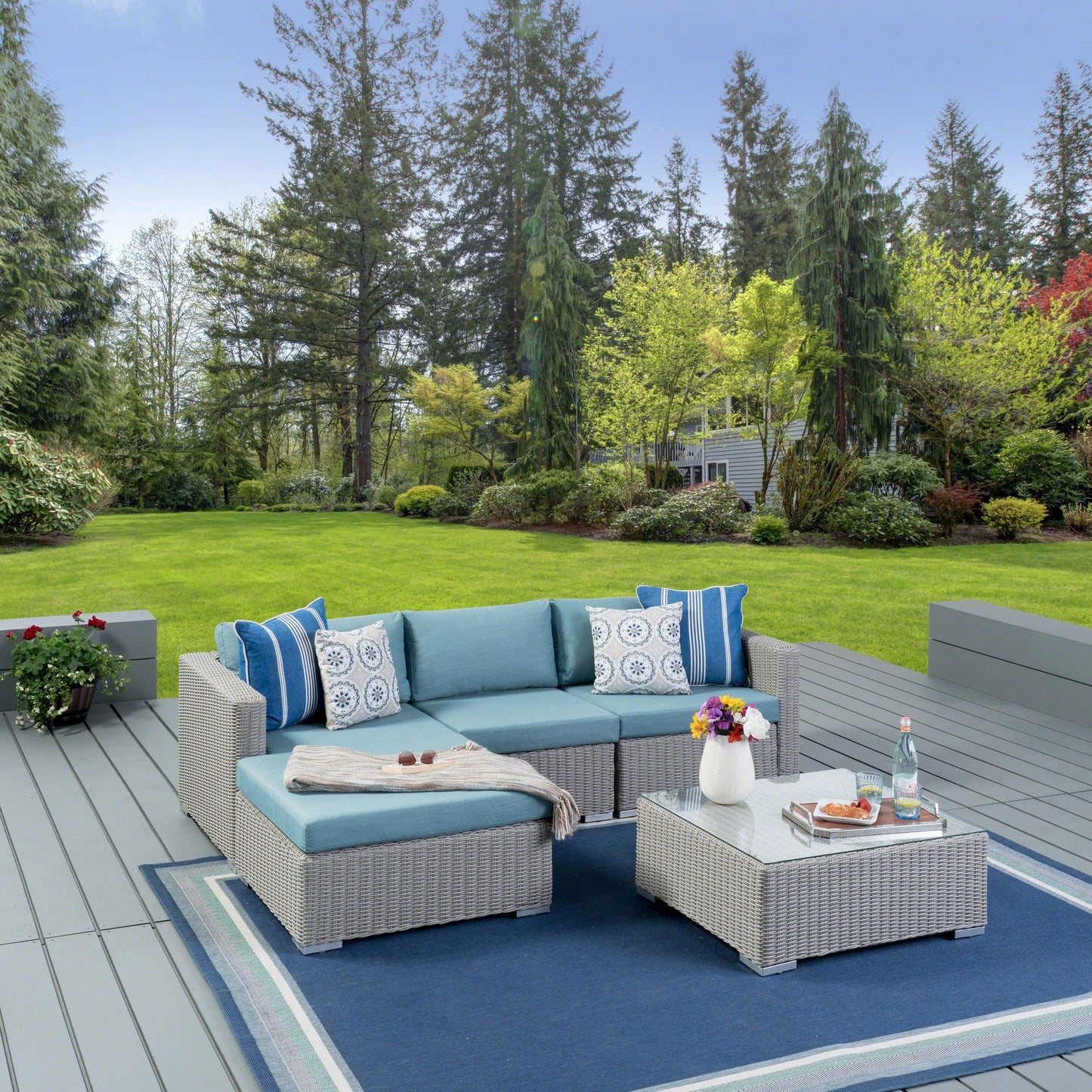 Santa Rosa Outdoor 5-piece Wicker Seating Sectional Set with Cushions by Christopher Knight Home