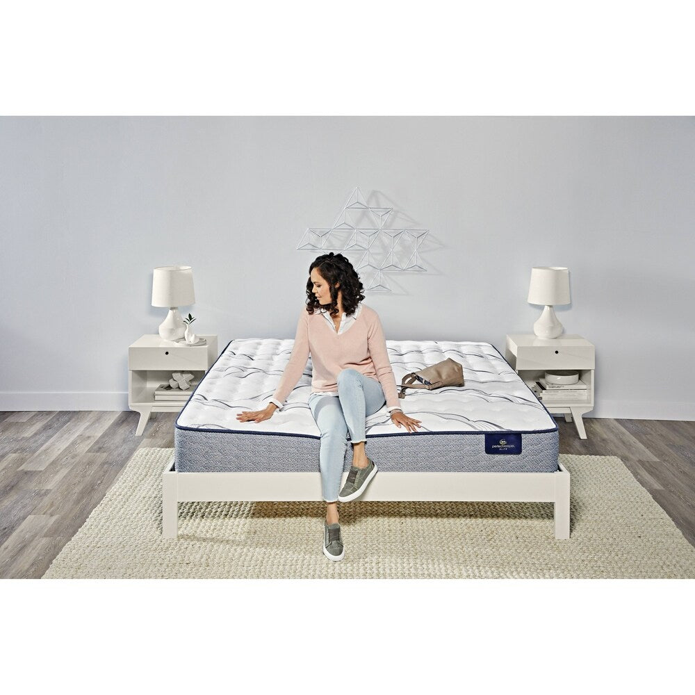 Serta Perfect Sleeper 12-inch Trelleburg II Firm Innerspring Mattress Set
