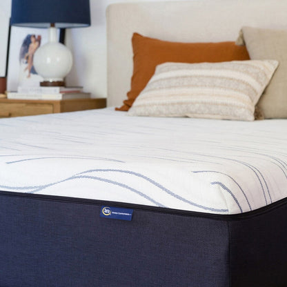 Serta Perfect Sleeper 14-inch Gel Memory Foam California King-size Mattress in a Box