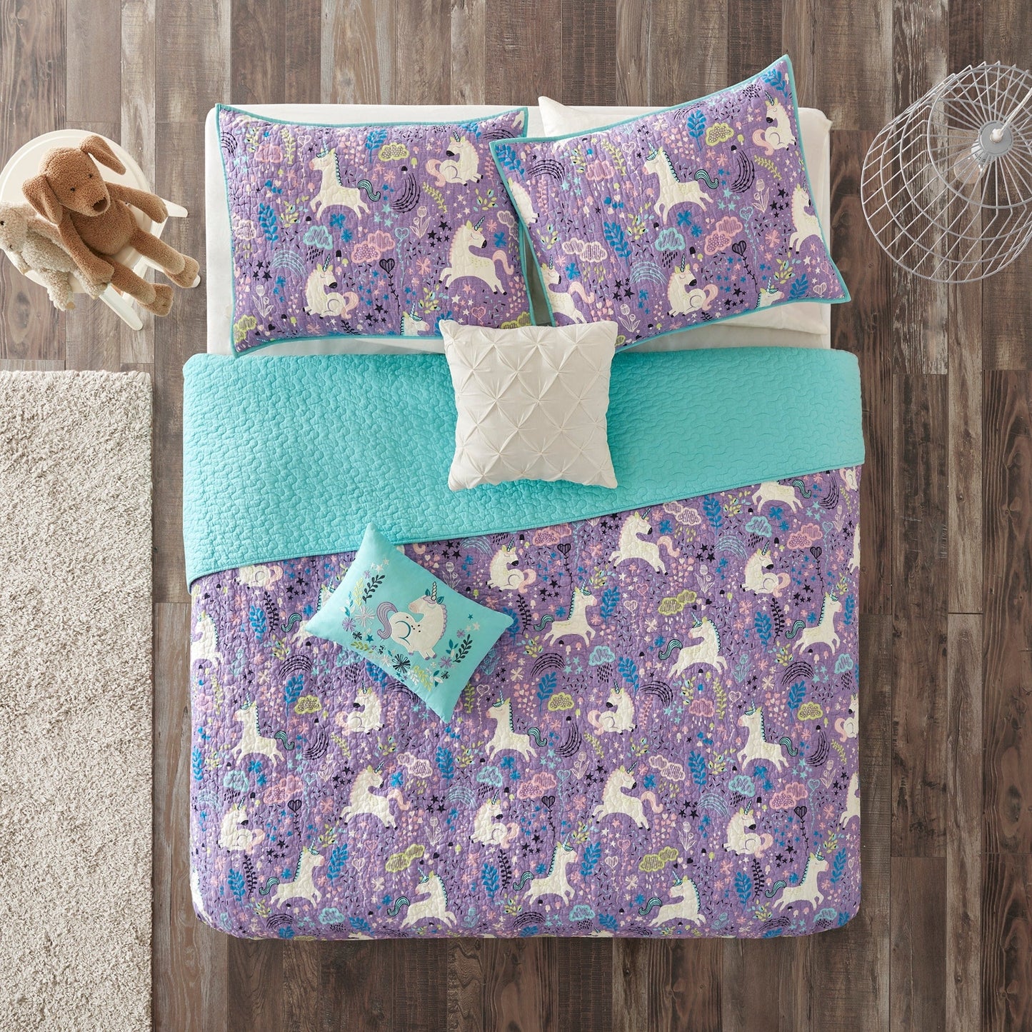 Intelligent Design Kids Ella Unicorn Reversible Cotton Quilt Set with Throw Pillows