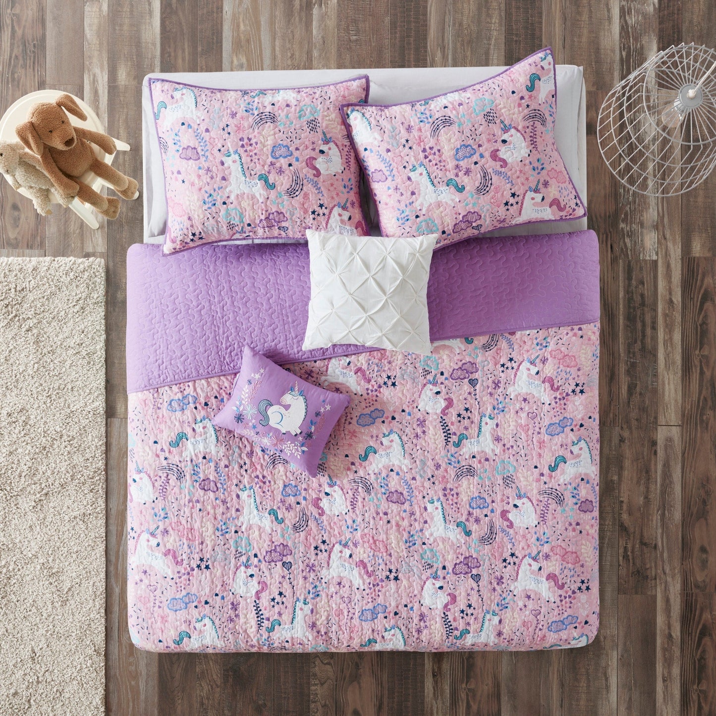 Intelligent Design Kids Ella Unicorn Reversible Cotton Quilt Set with Throw Pillows