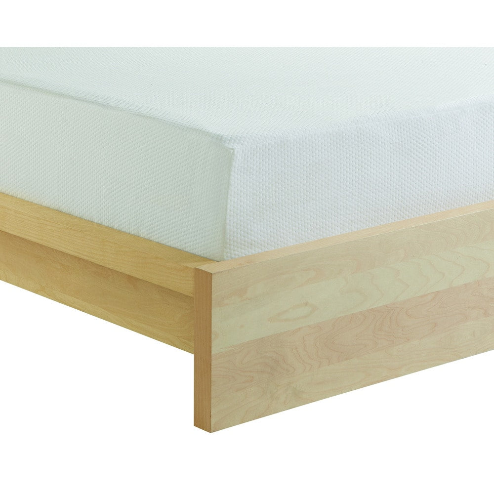 WHITE by Sarah Peyton 10-inch Traditional Plush Support King-size Memory Foam Mattress and Pillow Set